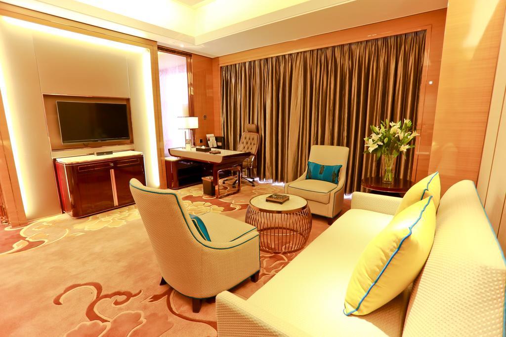 Jinjiang International Hotel Урумчі Номер фото