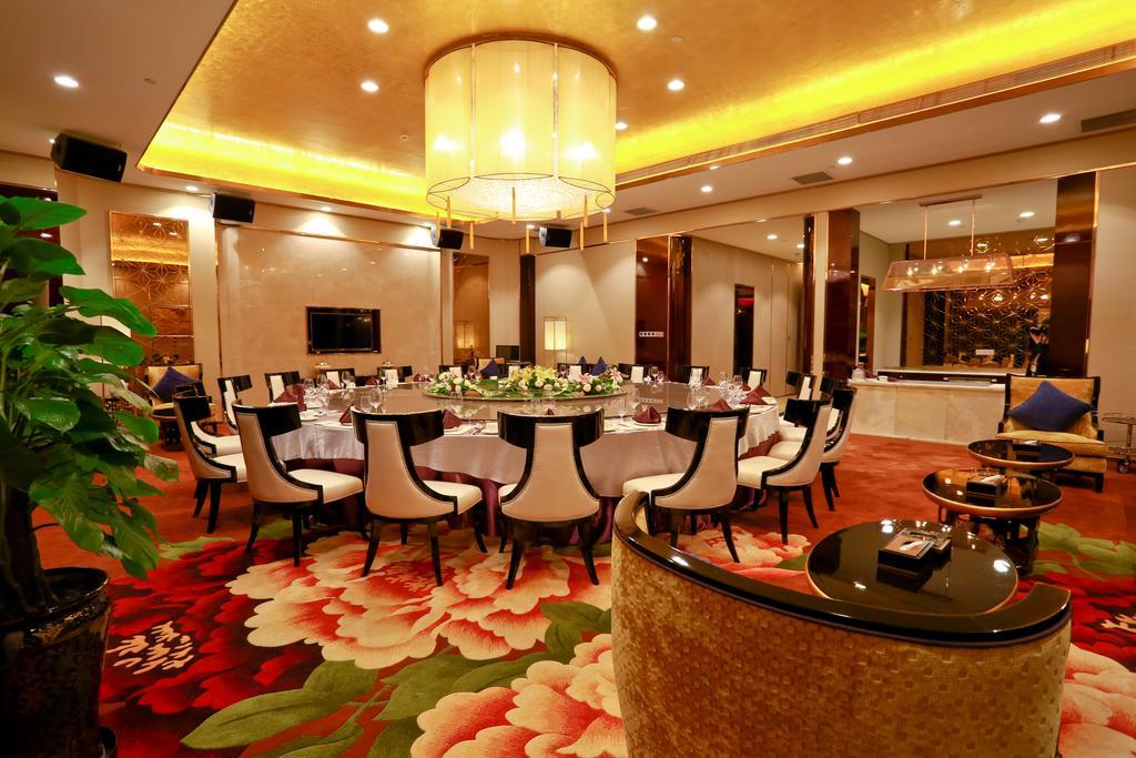Jinjiang International Hotel Урумчі Екстер'єр фото