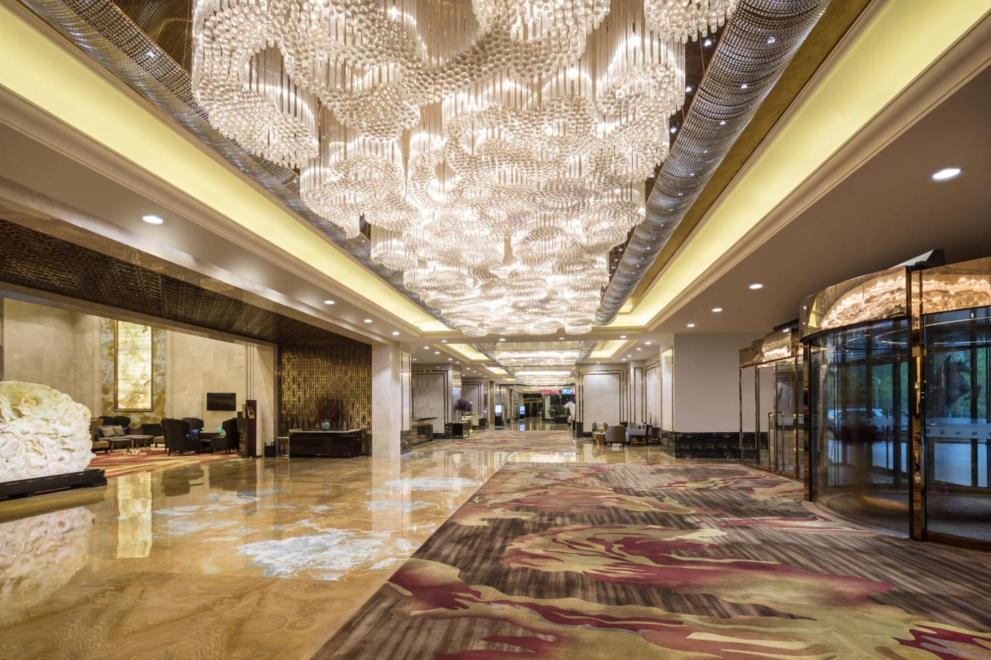 Jinjiang International Hotel Урумчі Екстер'єр фото