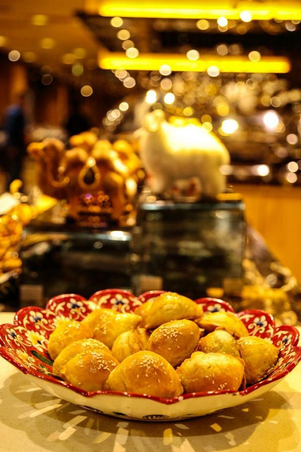 Jinjiang International Hotel Урумчі Екстер'єр фото