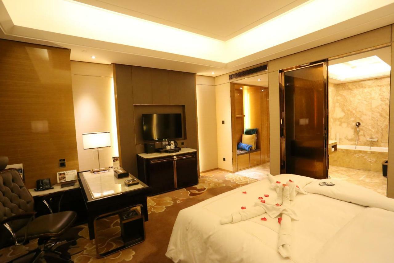 Jinjiang International Hotel Урумчі Екстер'єр фото