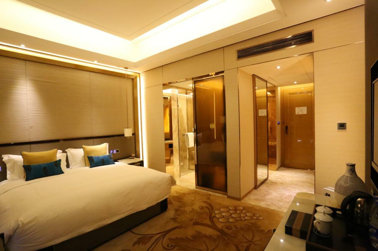 Jinjiang International Hotel Урумчі Екстер'єр фото